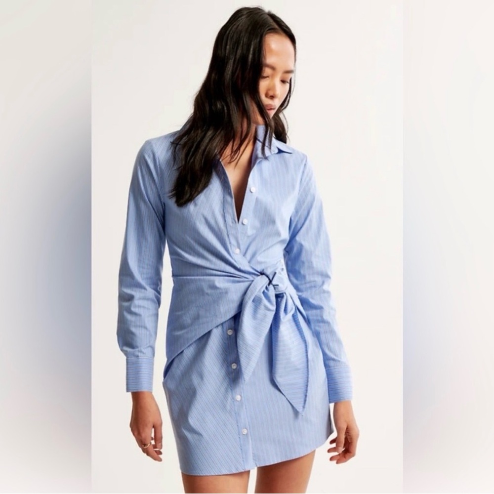 ☀️⛵️Abercrombie & Fitch Blue and White Striped Wrap Dress!⛵️☀️